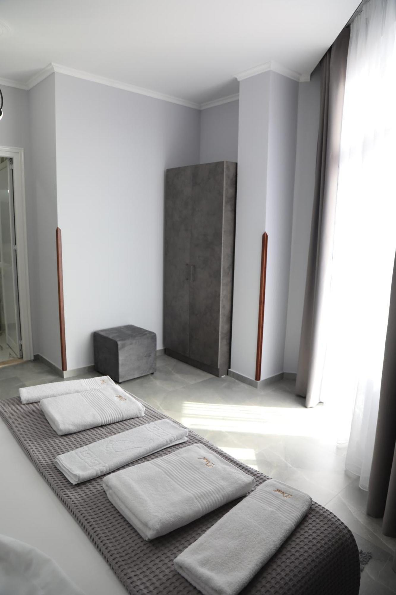--Hotel Deal-- Rooms With Castle View Krujë Zewnętrze zdjęcie
