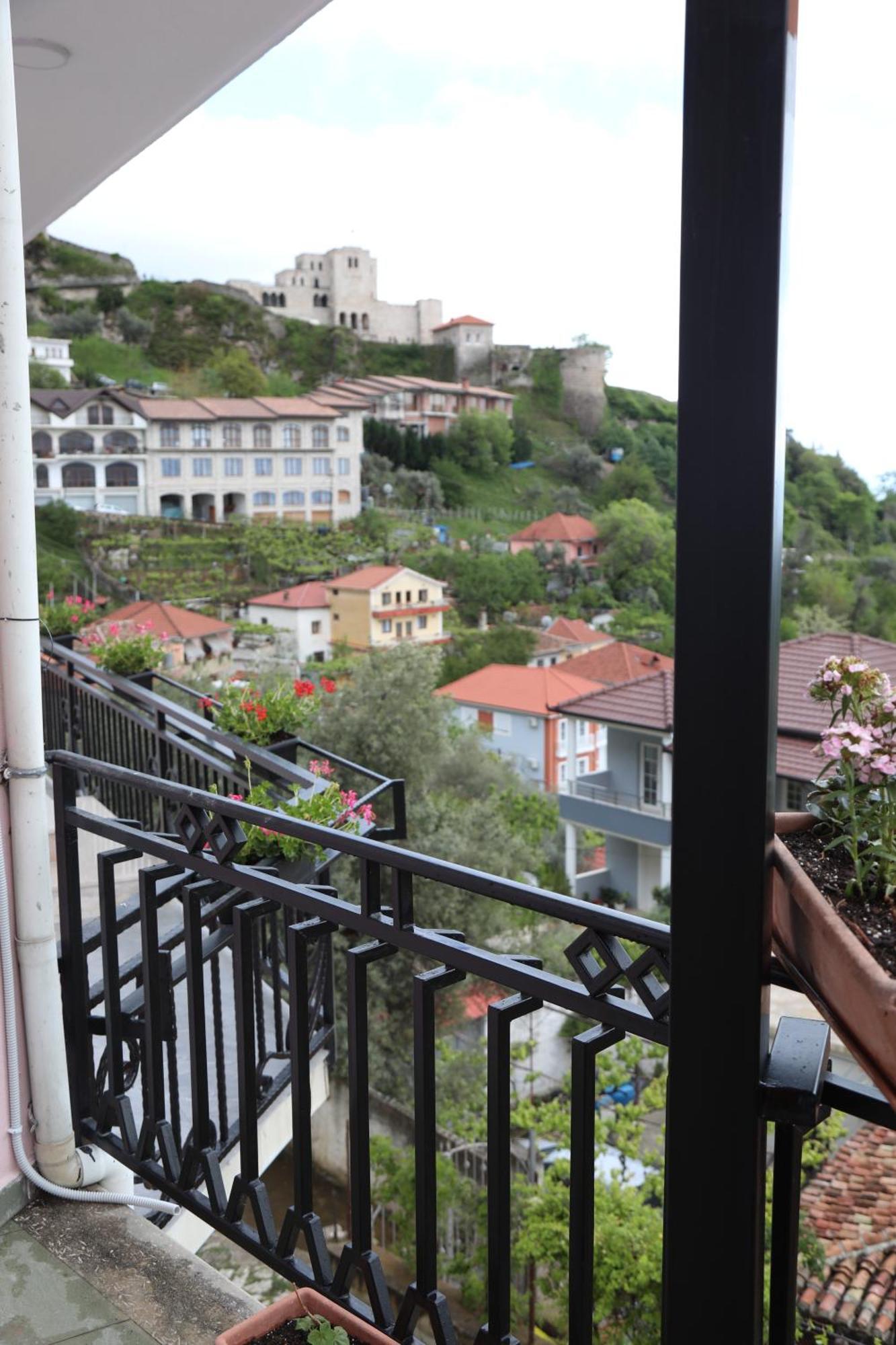 --Hotel Deal-- Rooms With Castle View Krujë Zewnętrze zdjęcie