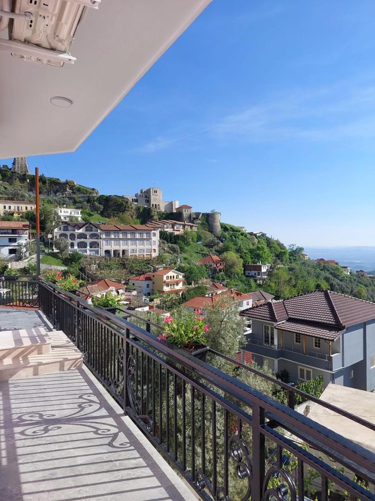 --Hotel Deal-- Rooms With Castle View Krujë Zewnętrze zdjęcie