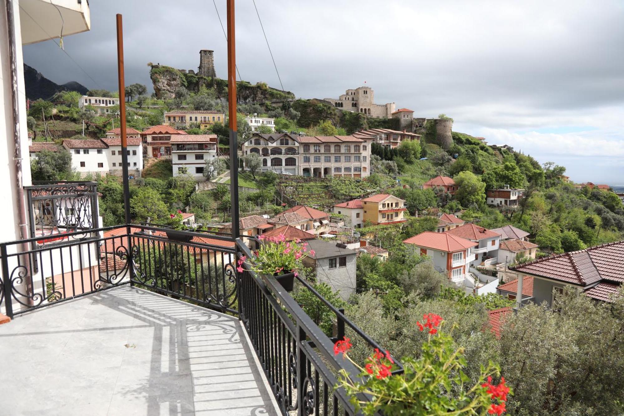 --Hotel Deal-- Rooms With Castle View Krujë Zewnętrze zdjęcie